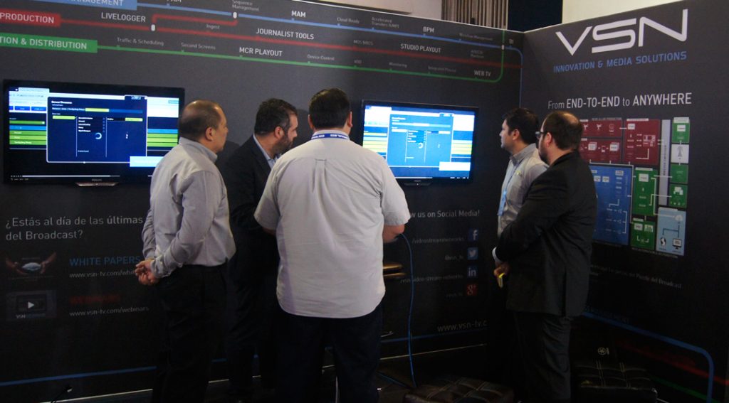 Expo cine vídeo y televisión 2017 VSN's Sales Director for LATAM region, Roberto Duif, showing VSN's latest developments at Expo cine vídeo y televisión 2016.